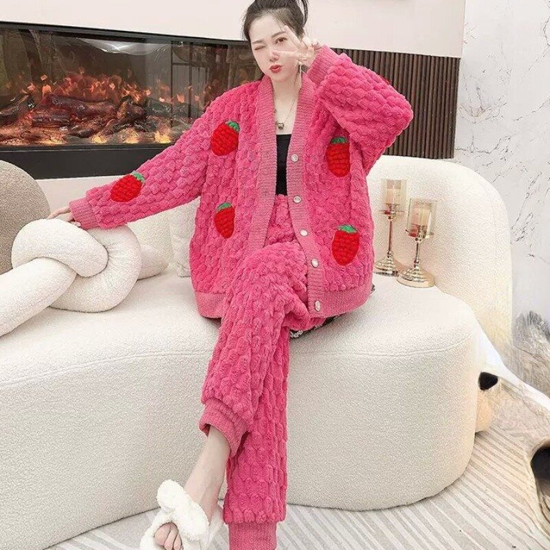 Новинка 2024, модный бархатный пижамный комплект из кораллового бархата, женская одежда для сна на осень и зиму, женская теплая фланелевая верхняя одежда, домашний костюм