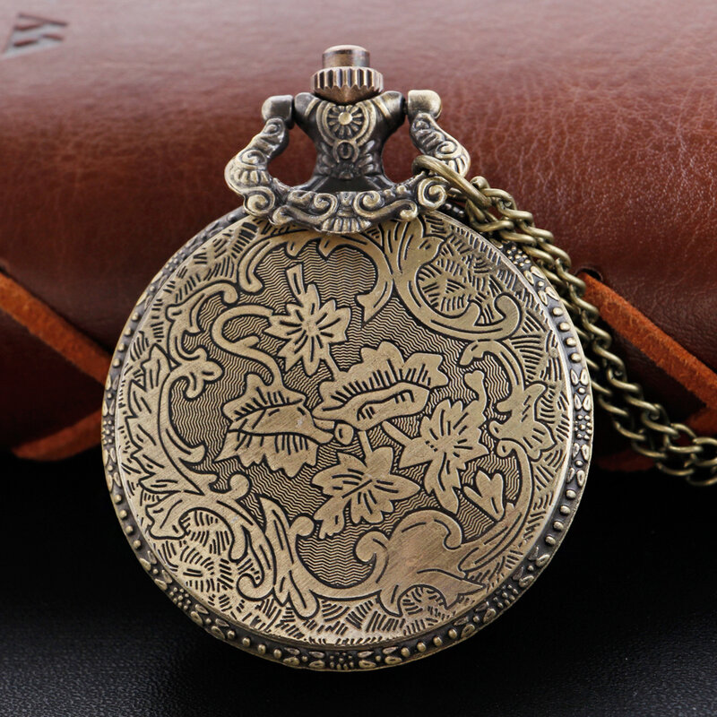 Colonial Age Sailing Exploration Badge Men's and Women's Quartz Pocket Watch Retro Necklace Pendant Student Gift