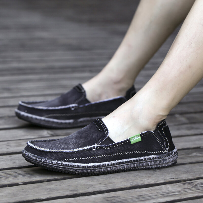عالية الجودة الرجال جلد طبيعي الانزلاق على Sheos غير رسمية 2023 جديد تنفس حذاء مسطح للرجال في الهواء الطلق ضوء الذكور قماش الأحذية