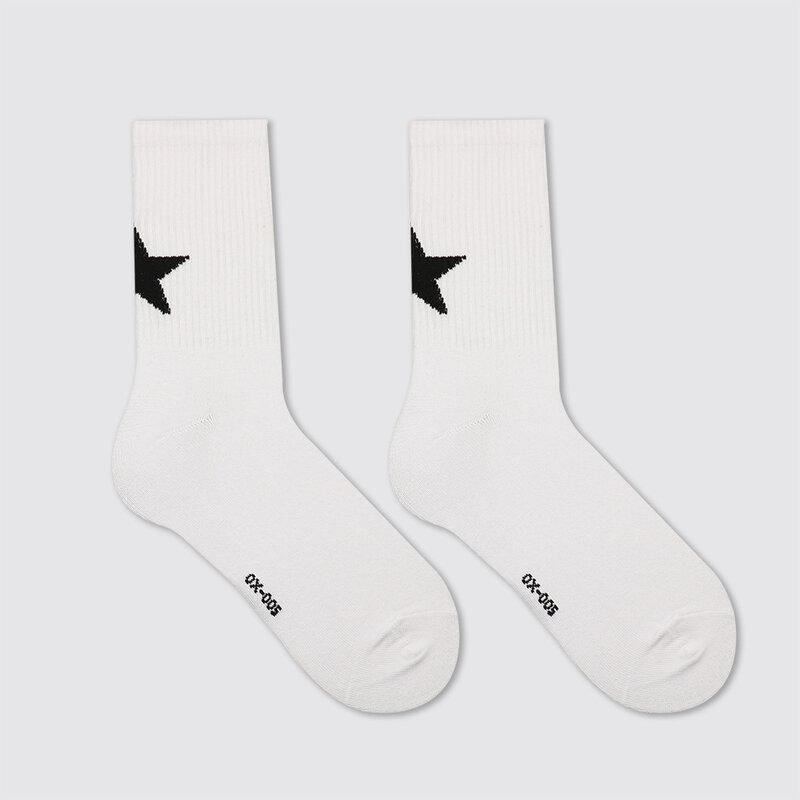 Weiß Schwarz Pentagramm Einfache Sportlichen Stil Harajuku Socken Frauen Baumwolle Sterne Socken Weibliche Mode Lustige Gestreiften Socken