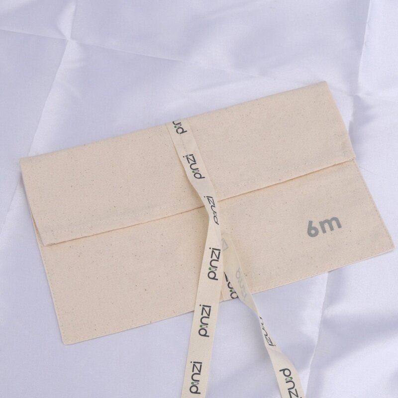 Prodotto personalizzato, Logo personalizzato stampato busta organica cuscino in tela di cotone borsa da imballaggio per abbigliamento per bambini con busta in cotone cravatta