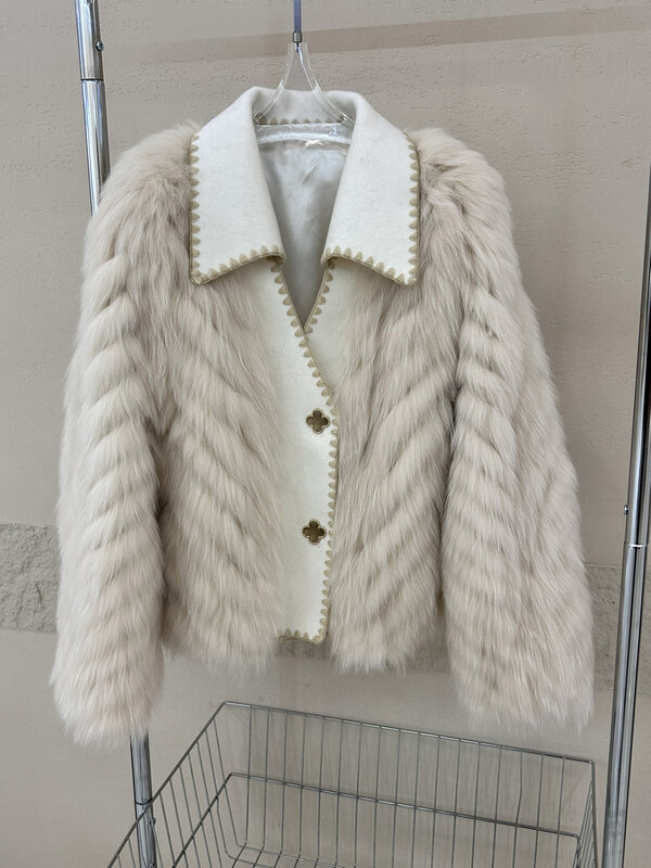 Abrigo corto de piel con solapa, abrigo holgado de color de colisión, diseño de botonadura única, cálido y cómodo, novedad de invierno, 2024, 0105