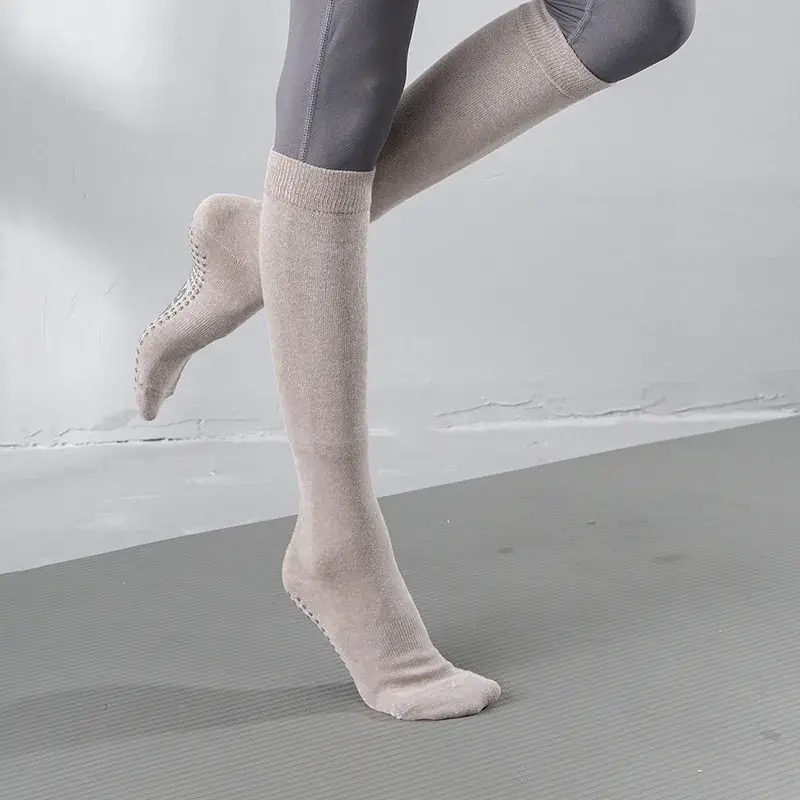 Calcetines de silicona antideslizantes para mujer, medias deportivas de cinco dedos, Color sólido, para Yoga y baile