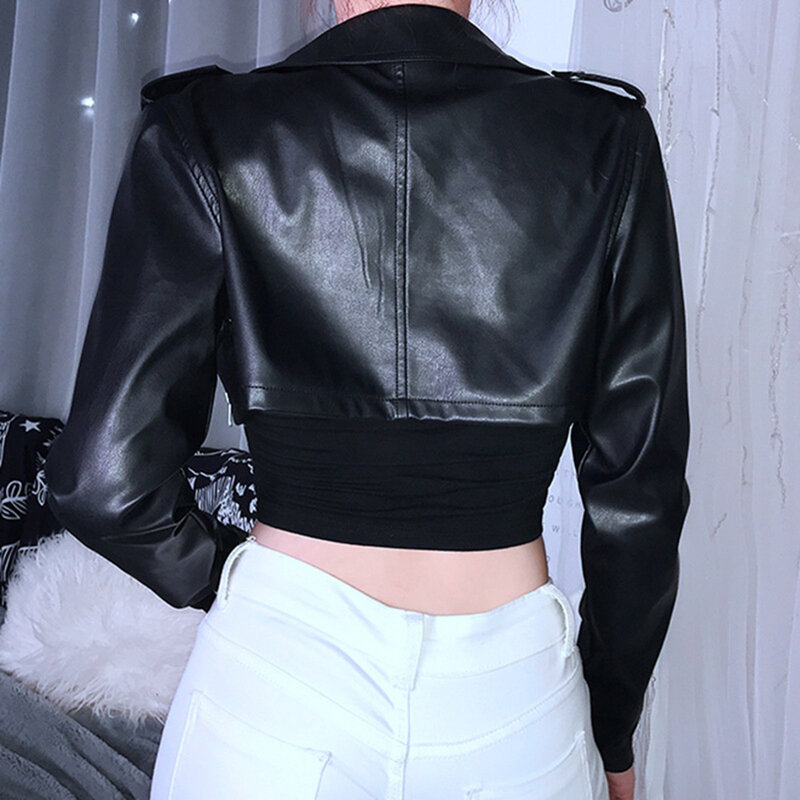 Giacca da donna in pelle PU classica gotica morbida nera in ecopelle giacche da moto corte rivetto cerniera Streetwear Punk Emo