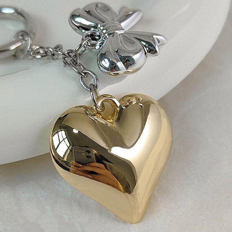 Vintage Love Heart Bowknot Keychain para Meninas, Y2K Bow Keyring, Car Chaveiro, Bag Pendant, Fone de ouvido Case Hanging Decoração