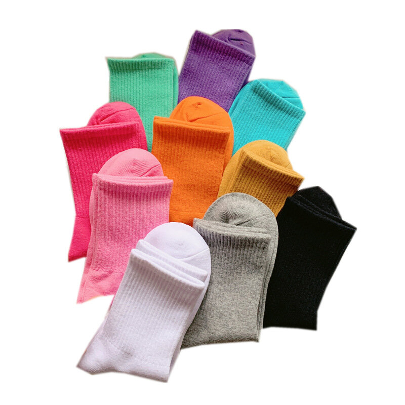 Ladies Socks Cotton Solid Color Black White Sport Socks For Gils Gift Calcetines Mujer Kawaii Harajuku Fashion Women Short Socks