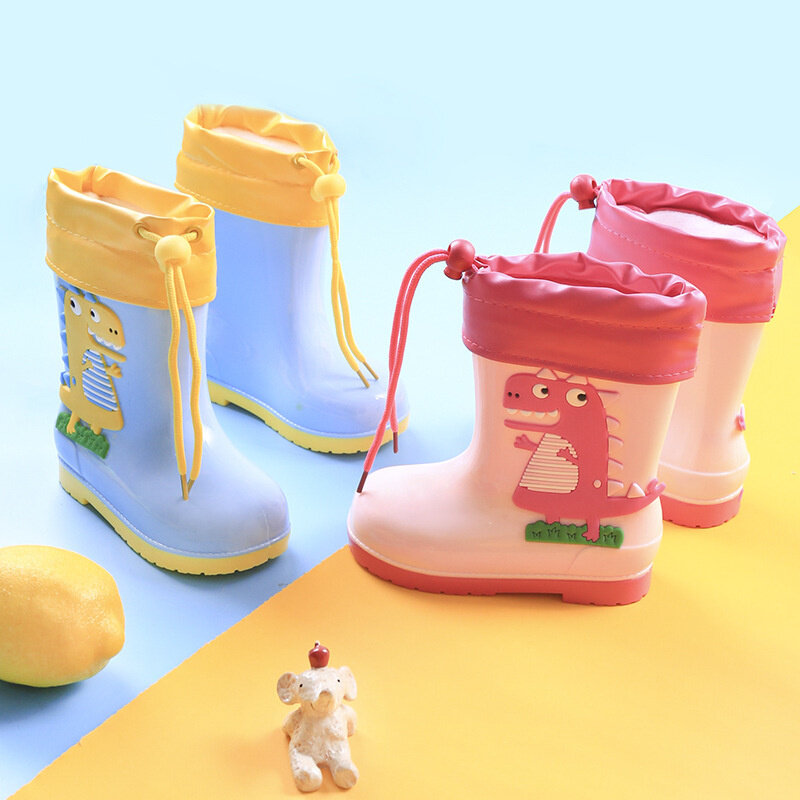 Sepatu bot hujan bayi anti-selip, sepatu air kartun dinosaurus untuk anak laki-laki dan perempuan umur 1-2 tahun