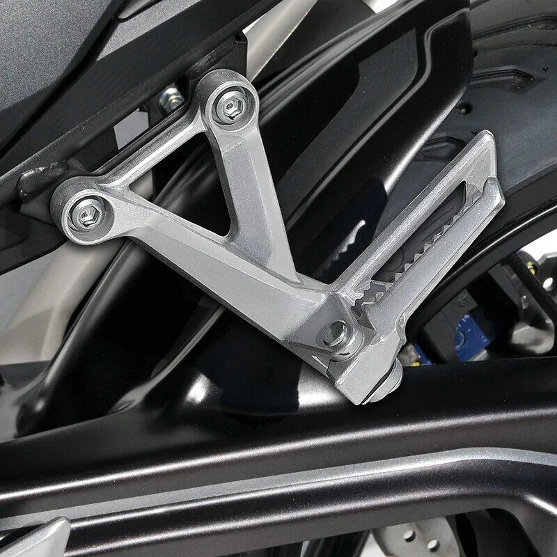 Motorcycle Rear Passenger Foot Pegs Bracket Set For Honda CB500F CBR500R 2016-2023