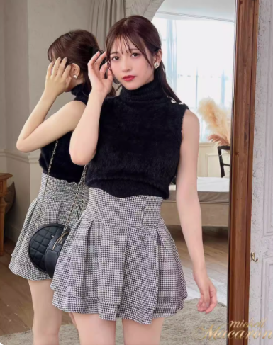 Japanese Style Simple Woman Radian Waistline Slimming Leg-Shaping Short Black Skirt for Women Streetwear Woman Culottes Skirts