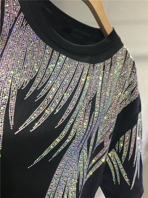 L-4XL Atasan Ukuran Plus Berlian Imitasi Kaus Grafis Tunik Ukuran Besar Mewah untuk Wanita Pria Musim Panas Katun Pakaian Wanita Gemuk Y2K