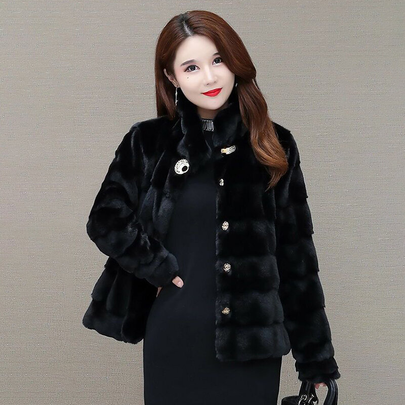 Mantel tebal seperti bulu Denmark pendek Wanita Mode asing pakaian musim gugur dan musim dingin longgar mantel temperamen ukuran besar