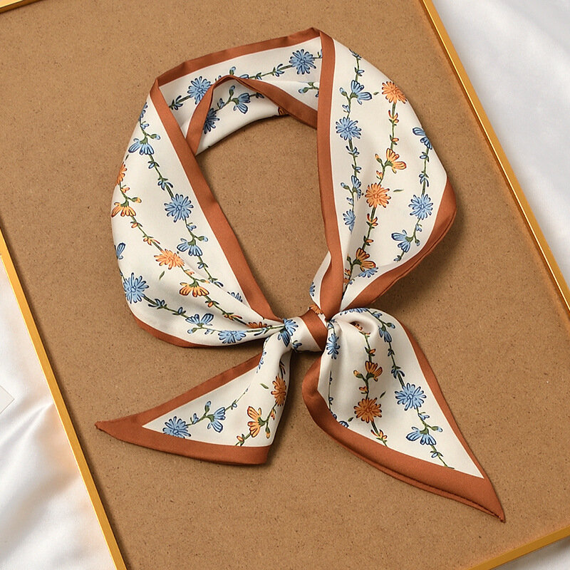 Pañuelo ancho decorado para mujer, Bandana pequeña con patrón clásico, a la moda
