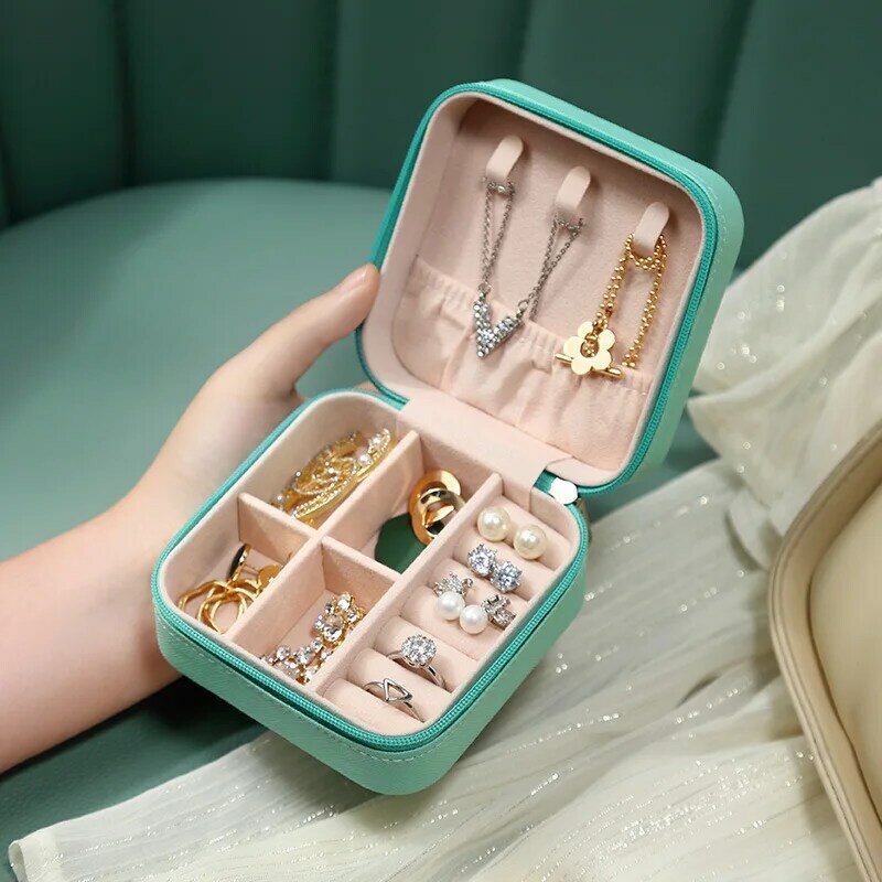 Kotak penyimpanan perhiasan portabel, kotak penyimpanan perhiasan kulit PU, tampilan Organizer perhiasan cincin kalung