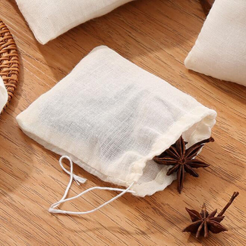 50pcs / lot Coton naturel scories sac cordon de serrage sac en filet pour l'emballage de thé à fleurs séchées sac de réception sac de réception logo personnalisé