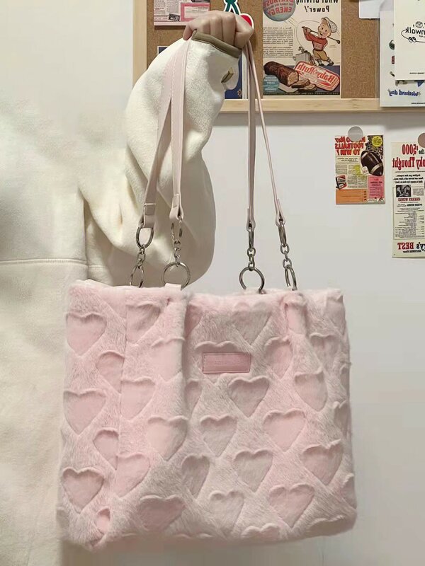 Cute Furry Casual Tote Bags for women Love Heart Sweet Shoulder Bag Underarm Bags Solid Color large-capacity Plush Handbags
