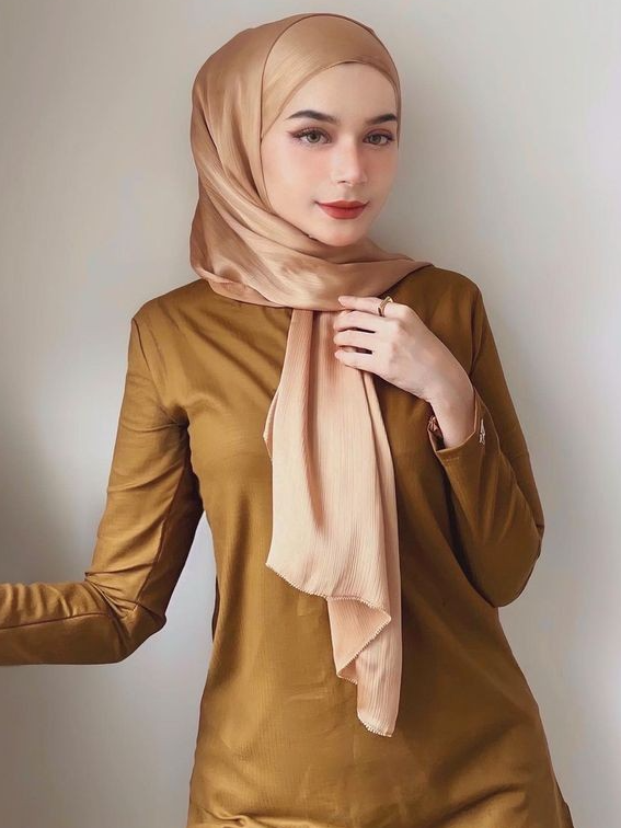 Pleated Satin Chiffon Hijab Silk Scarf for Women Scarves Luxury Bandana Headband Headscarf Shawl Chic Muslim Woman Turban Hijabs