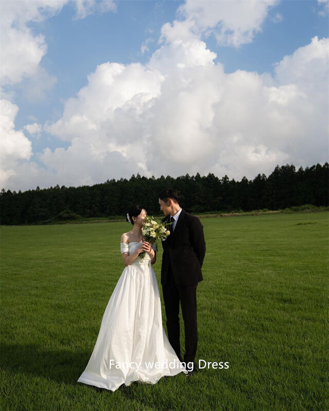 Fancy Off Shoulder Elegant Taffeta Korea Wedding Dresses Photoshoot Sleeves Floor Length Corset Back Bridal Gowns Custom Made
