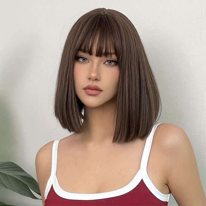 SNQP Short Light Brown Synthetic Wig for Women 14inch Straight Bob Wig with Bangs for Daily Cosplay Party High Temperature Fiber