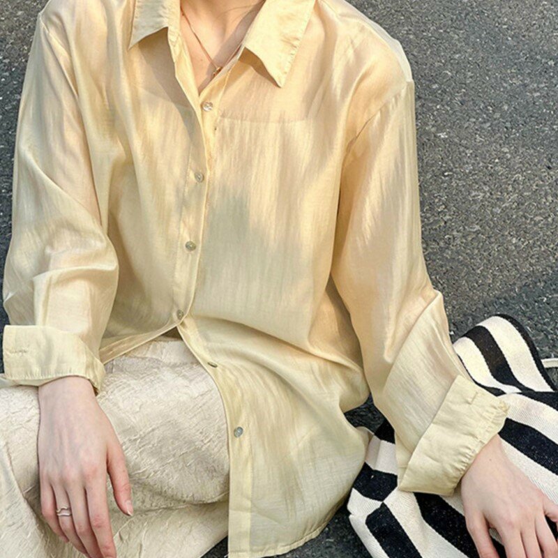 Camisa coreana estilo preguiçoso e solto, pode ser usada como uma camisa fina de protetor solar, camisa cotidiana, nova, primavera e verão, 2024