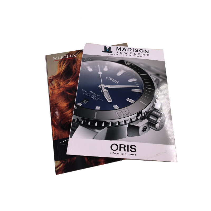 Stampa offset personalizzata a 5 colori cataloghi di prodotti per ritratti stampa di cataloghi di orologi colorati con laminazione lucida softc