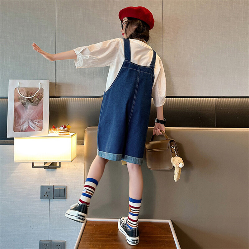 Jeansy dziecięce dziewczęce spodenki na ramiączkach letnia sukienka 2024 nowy styl poza stylem spodni z szerokimi nogawkami duża patelnia w stylu dziecięcym