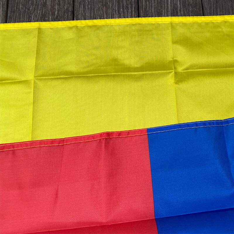 Xvggdg Bendera Kolombia 3 Kaki X 5 Kaki Bendera Kolombia Gantung Bendera Standar Poliester