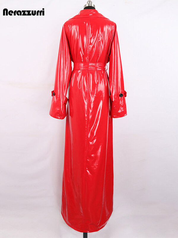 Nerazzurri 가을 여분의 긴 부드러운 빨간색 반사 반짝 이는 특허 가죽 트렌치 코트 여성 더블 브레스트 맥시 한국 패션