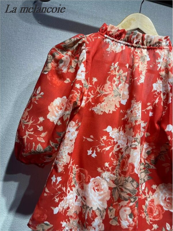 Camisa estampada floral para mulheres, plissado francês, gola quadrada, manga bolha, blusa elegante, tops da moda, vermelho, verão, novo, 2024