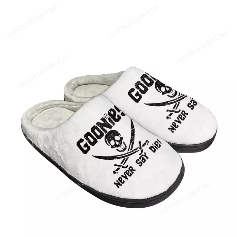 Goonies Never Say Die Skull Rock Zapatillas de algodón personalizadas para el hogar, sandalias de felpa para dormitorio, zapatos térmicos para mantener el calor