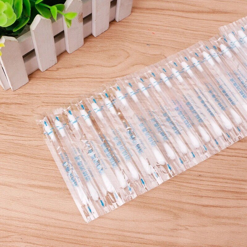 50pcs Disposable Medical Disinfected Cotton Swab Care 1560