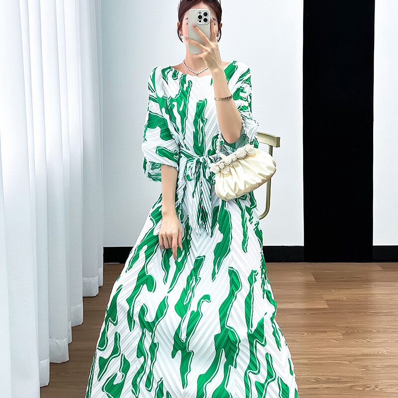 미야케 2024 한국 버전 V 플리츠 패션, 루즈한 라운드넥 7 포인트 소매, 레이스업 A 워드 드레스, 여성 의류