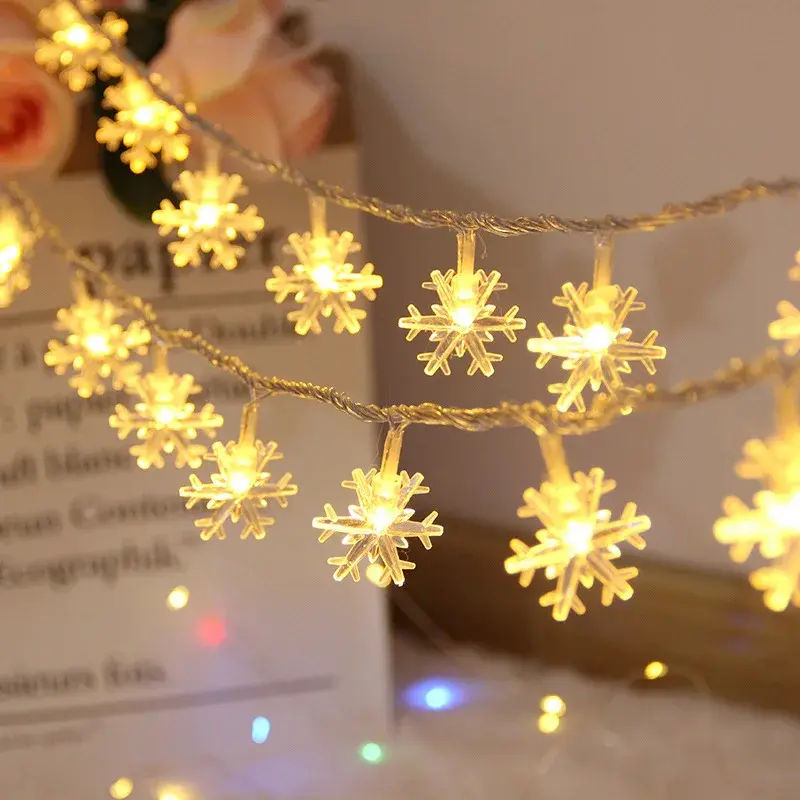 Lampu warna dekoratif kepingan salju pohon Natal lampu tali bintang dioperasikan Usb baterai dekorasi teras luar ruangan lampu berkelip