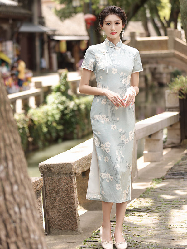 2024 Frühling und Herbst neues Hualuo Qipao Kleid mit Ärmeln mittellang verbessert Seite acht Knopf doppels chichtig Qipao
