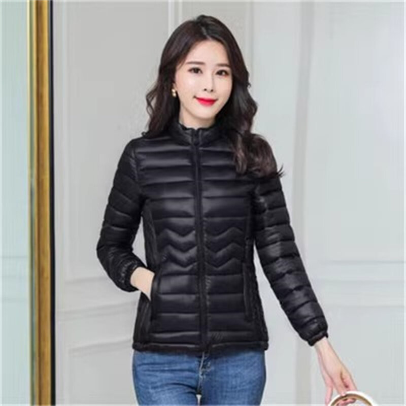 2024 neue Baumwoll jacke Frauen schlanke und leichte Daunen Baumwoll jacke weibliche koreanische kurze Slim Fit Mode jacke, Baumwoll mantel