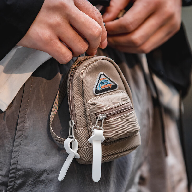 Maden Mountain Series Mini bolsos colgantes funcionales para hombres y mujeres, Bolso pequeño para llaves de cintura al aire libre, tarjetero para auriculares