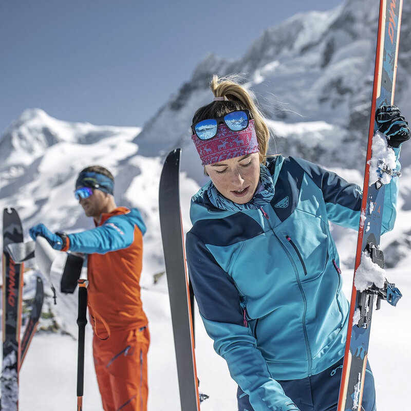 Our State-of-the-Art and High-Quality SKN Skis - Designed for Maximum Performance