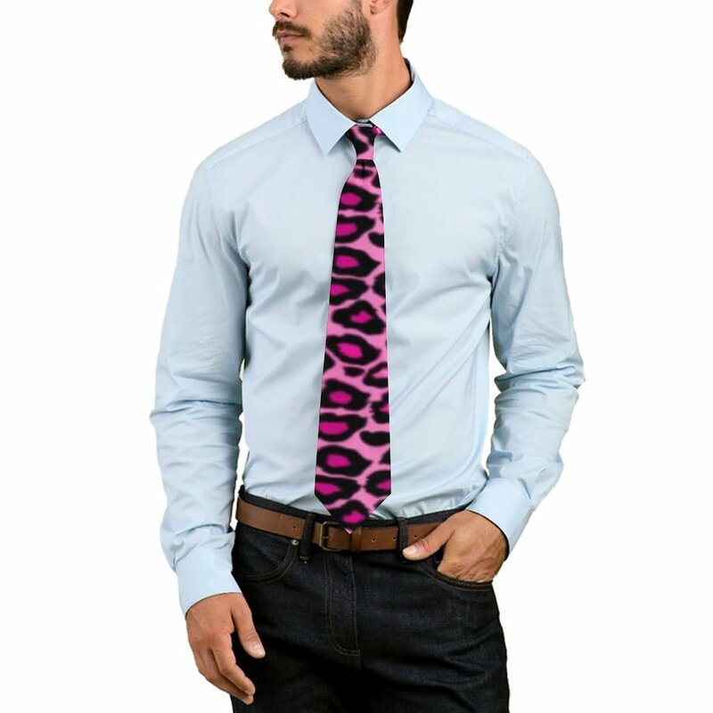 Różowy lampart krawat z nadrukiem futro zwierzęce Retro na co dzień krawaty dla Unisex wesele wywinięty kołnierz akcesoria do krawatów graficznych