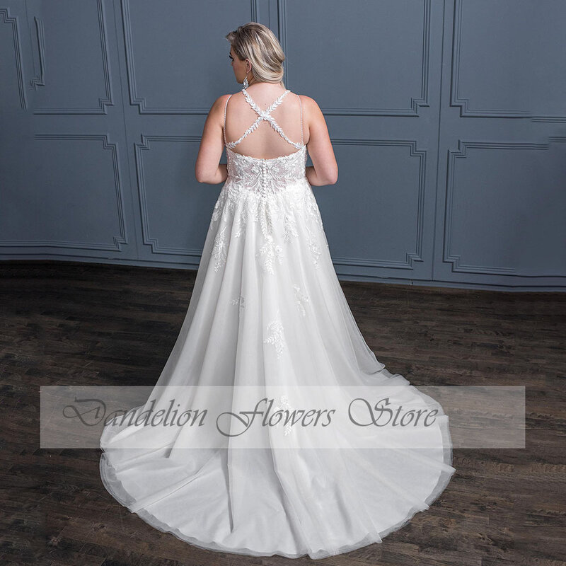 Pastrol Plus Size Wedding Dresses V-Neck Spaghetti Straps Backless Bride Gowns Lace Applique A-Line Sweep Train Vestido De Noiva