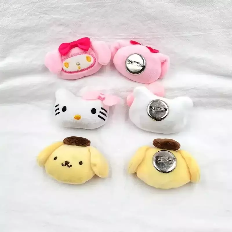 Sanrio Cartoon Anime Puppe Brosche Kuromi Mymelodie Cinna moroll Kitty cat trend ige Schuhe Kleidung Taschen Stifte Kinder Plüschtiere