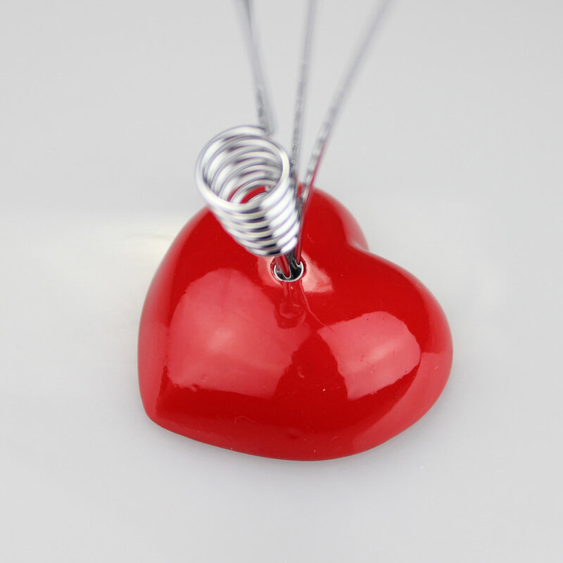 Base de coração vermelho 4 corações fio clipe de foto, multi mensagem suporte de notas, braçadeira, apoio para cartão de mesa, decoração de casamento