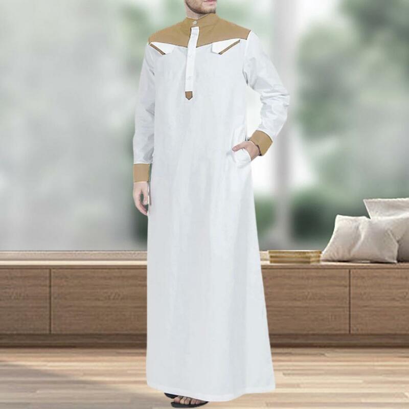 Robe de manga comprida com gola mandarim masculino, cor de contraste, botões, meio suporte, bolsos, ajuste solto, teste tradicional para o Oriente Médio