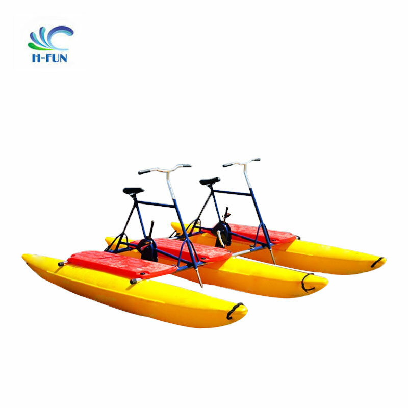 プラスチック製のフローティングバイクペダル,ハンドル付きボート