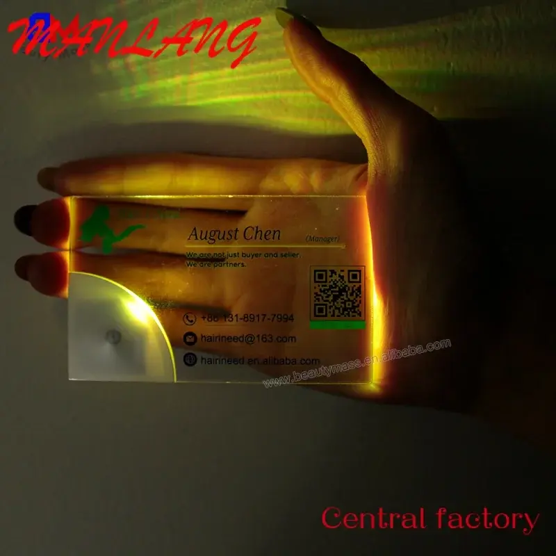 นามบัตร LED แบบธรรมดากำหนดเองโลโก้การ์ดอะคริลิคเปล่าพร้อมไฟสีสันสดใสขึ้น