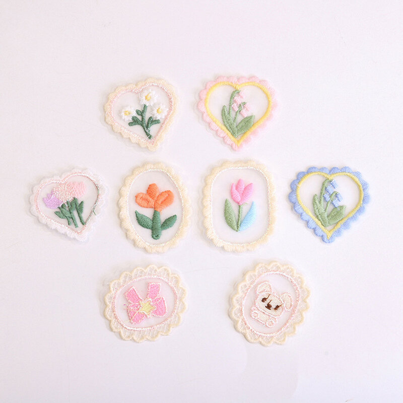 Cute Mini Hollow Mesh Love Flower Patches, Bordados Headwear Roupas DIY, Suprimentos de costura, Lace Fabric Stickers, 10Pcs