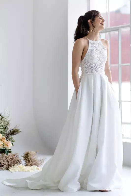 Gaun pengantin tanpa lengan, gaun A-line putih sederhana elegan dengan saku liontin renda Decal fotografi pantai