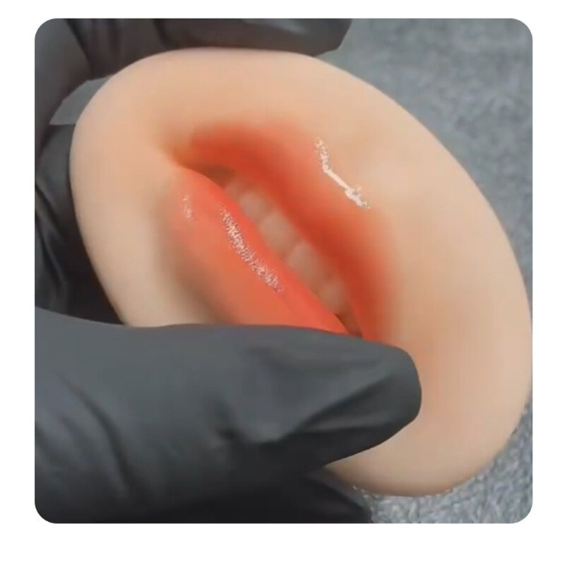 마이크로블레이딩 재사용 가능한 5D 실리콘 연습 입술 피부, PMU 초보자 훈련 문신 영구 메이크업용 유럽 솔리드 립 블록