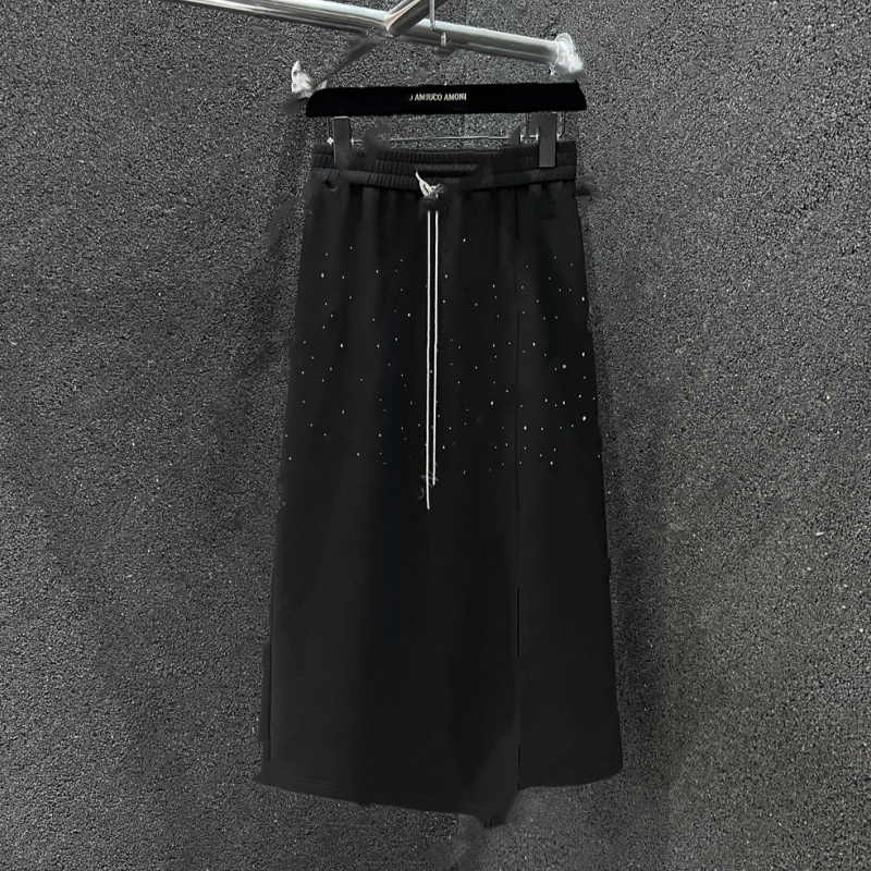 Camiseta de manga corta con diamantes para mujer, conjunto de dos piezas, falda larga, a la moda y Popular, novedad de verano 2024