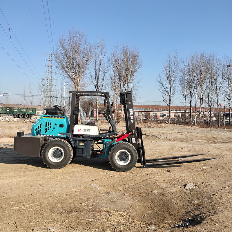 Mountain Hydraulic Lift Fuel Forklift Integrated Four-wheel Drive Off-road Forklift Construction Machinery Crane
