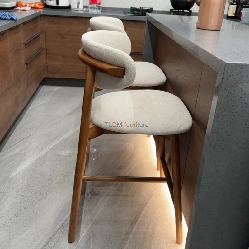 Nordic Light Luxury Solid Wood Bar Chairs Modern Home Kitchen High Bar Stools Designer Fabric Backrest Stools for Bar Furniture