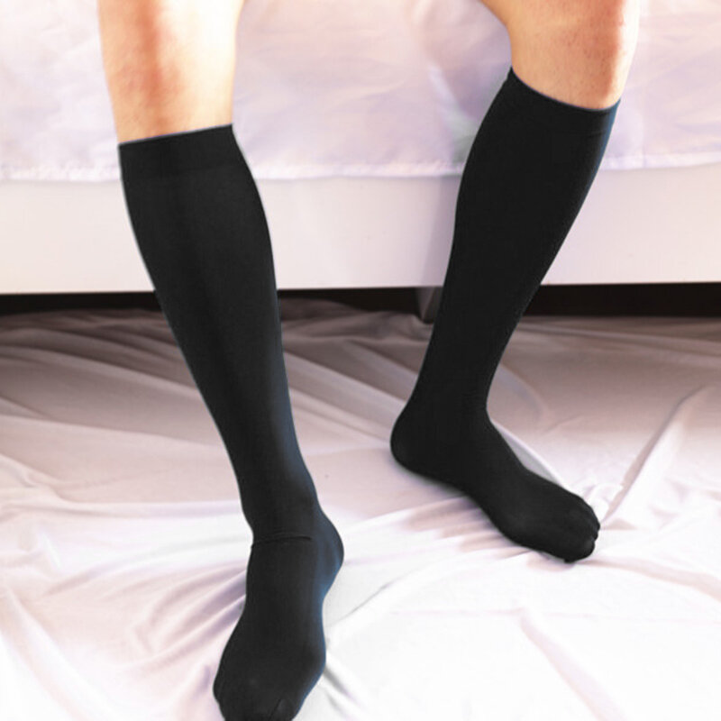 Kaus kaki pria seksi ultratipis, kaus kaki stoking lembut elastis selutut tinggi tidak terlihat mulus antilembap tabung transparan